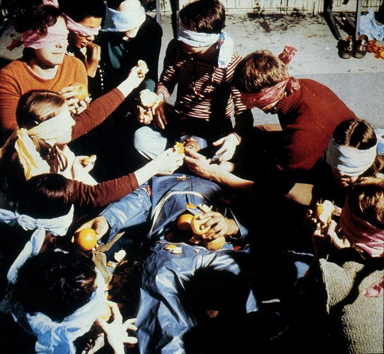 Lygia Clark, Antropofagia (Cannibalism), 1973